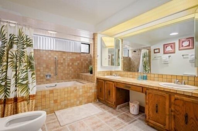 ケーーホウ ガーデンズ #11-101 アット コナ コースト リゾート 1 ベッドルーム コンド バイ レッドオーニング