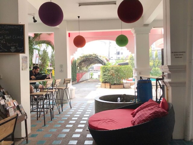 ロイヤル ターペー ゲート ゲストハウス