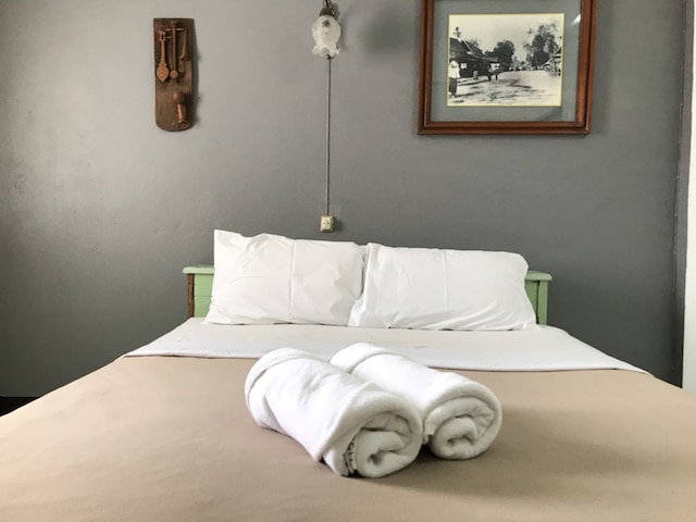 ロイヤル ターペー ゲート ゲストハウス