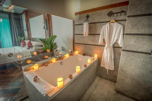 ザ ナイト ホテル