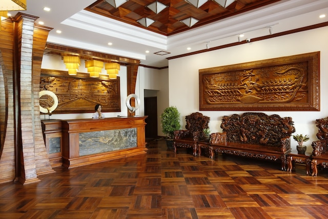 ザ ナイト ホテル