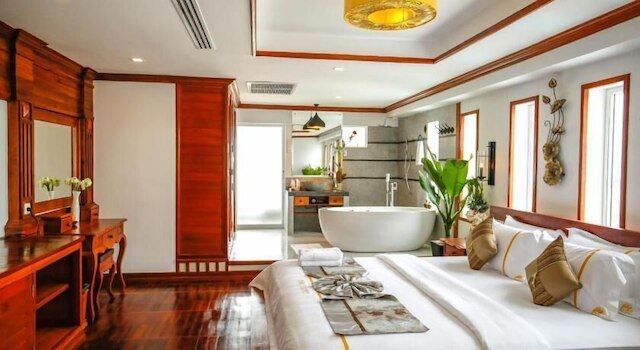 ザ ナイト ホテル