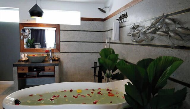 ザ ナイト ホテル