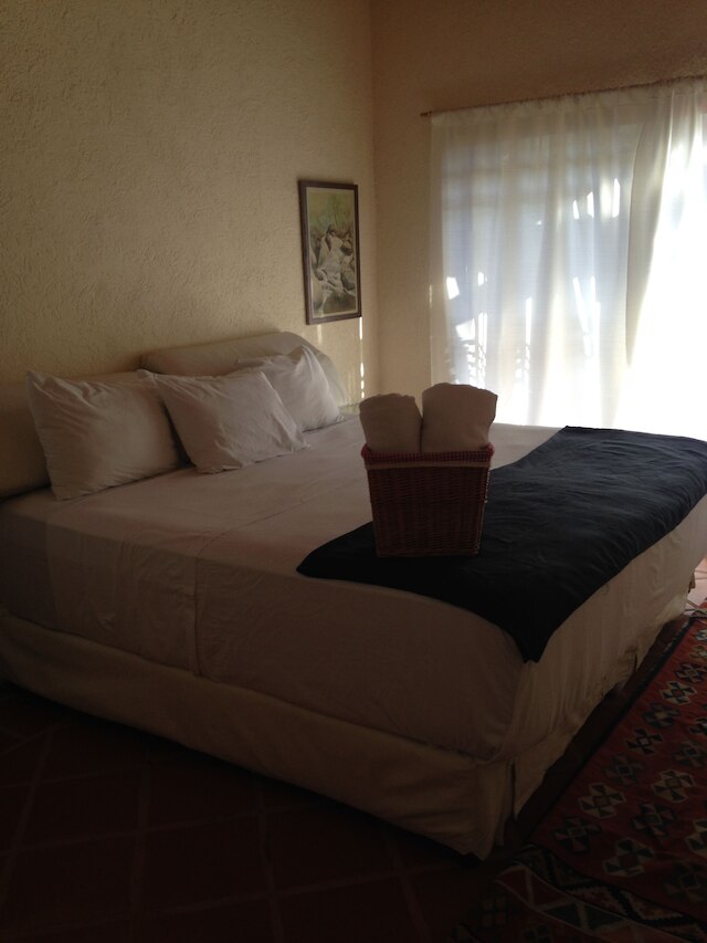 ホステル カーナ 4 ユー