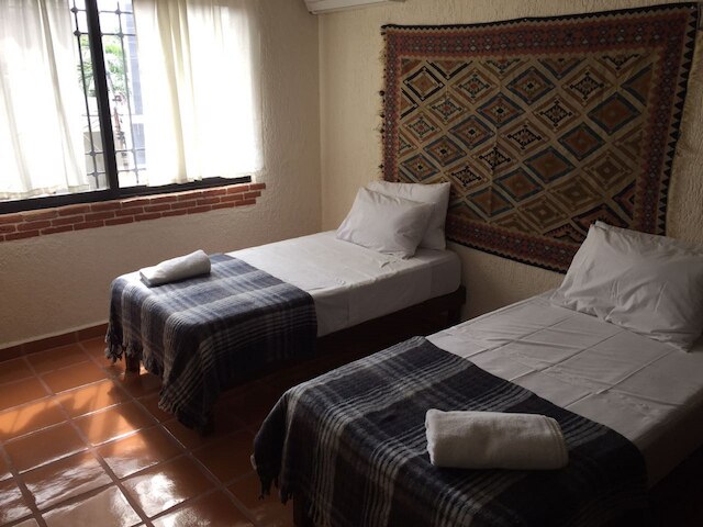 ホステル カーナ 4 ユー