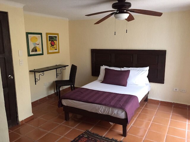 ホステル カーナ 4 ユー