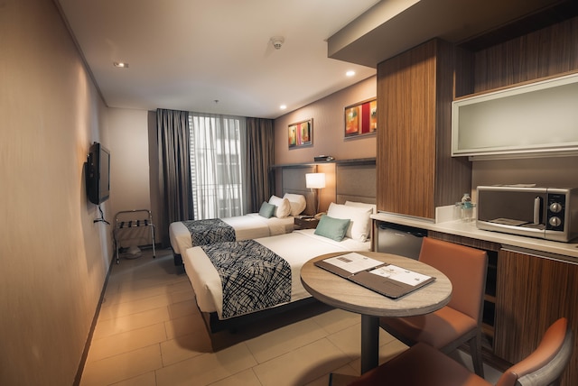 ザ ア ベニュー ホテル