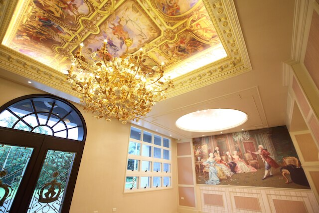 バッキンガム パレス B&B (白金漢宮民宿)