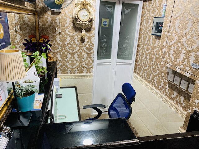 モダン ホテル (摩登賓館)