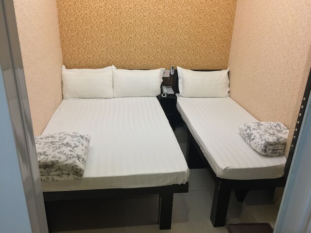 モダン ホテル (摩登賓館)