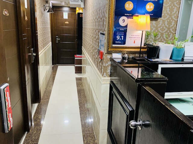 モダン ホテル (摩登賓館)