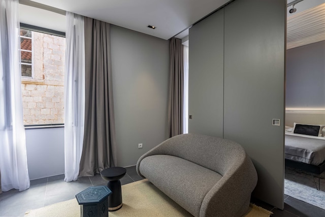 アパートメンツ & ルームズ レイレトゥル