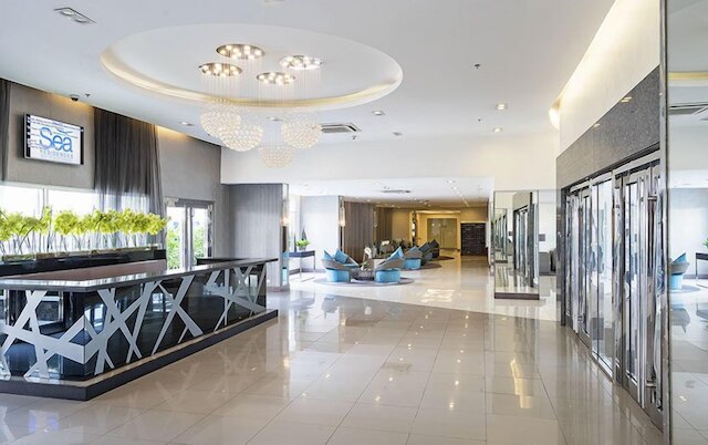 オーシャンブルー マニラ コンドテル シー レジデンシズ