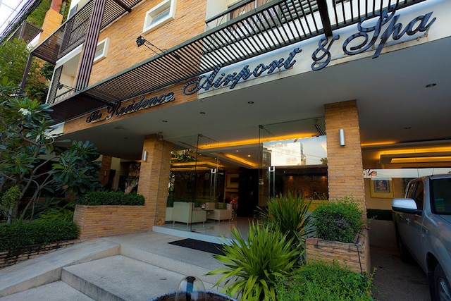 ザ レジデンス エアポート & スパ