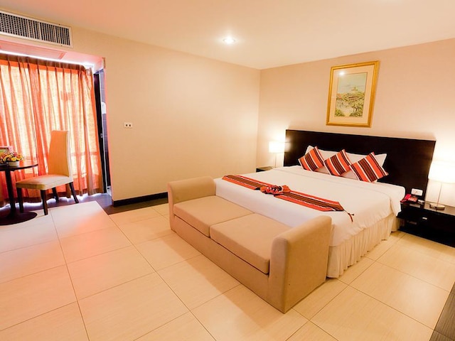 ザ レジデンス エアポート & スパ