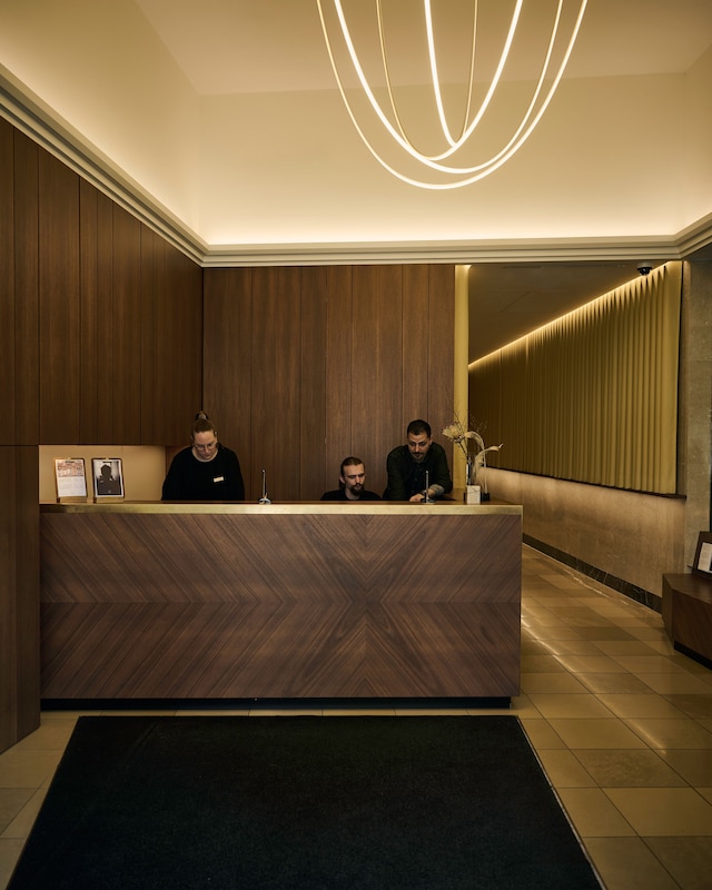 メルター ホテル & アパートメンツ