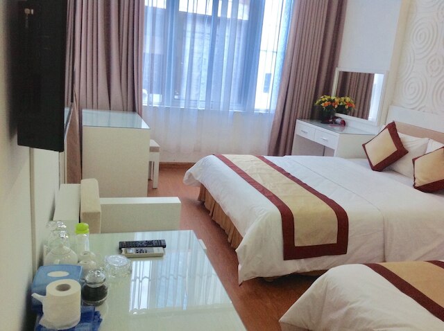 ニュー ホテル II