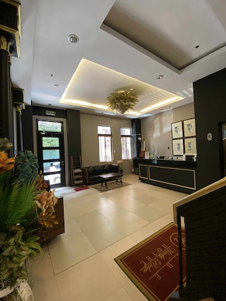 ザ ウィンディ リッジ ホテル マニラ