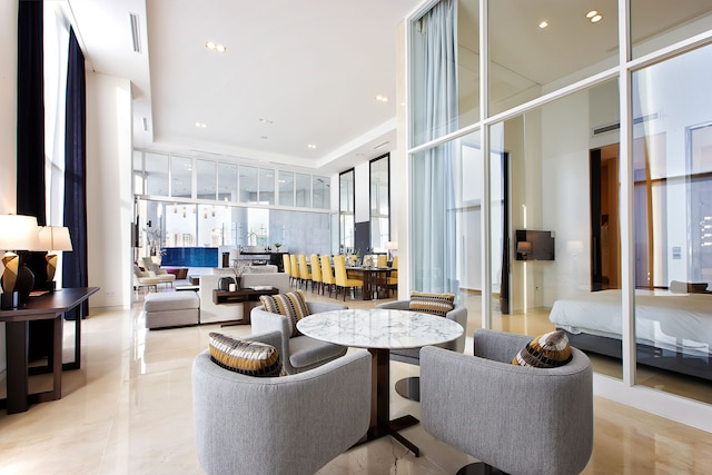 ホテル エントラ カンナム