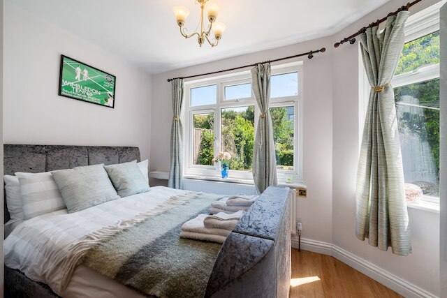 ウィンブルドン ホリデイ レッツ