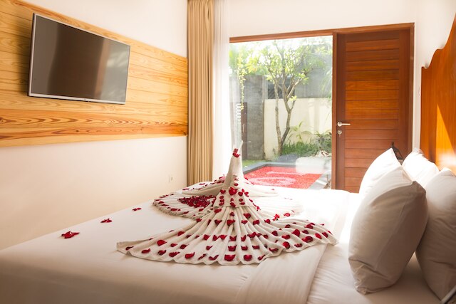 ヴィラ サヴォヤ スミニャック バリ