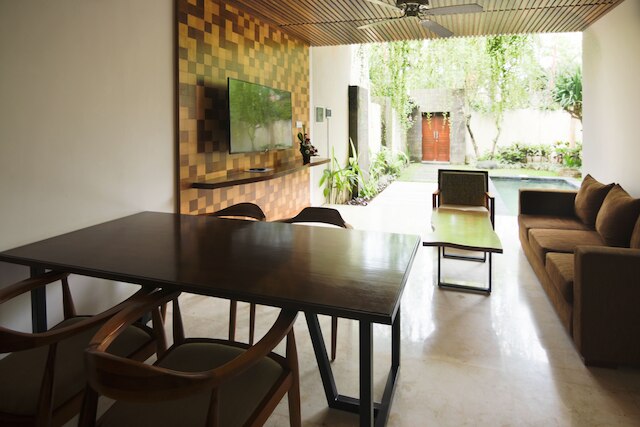 ヴィラ サヴォヤ スミニャック バリ