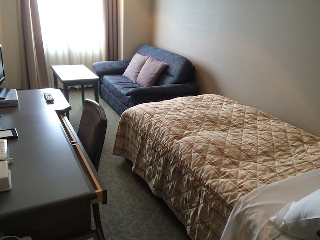 ホテルクラウンヒルズ高岡駅前（ＢＢＨホテルグループ）