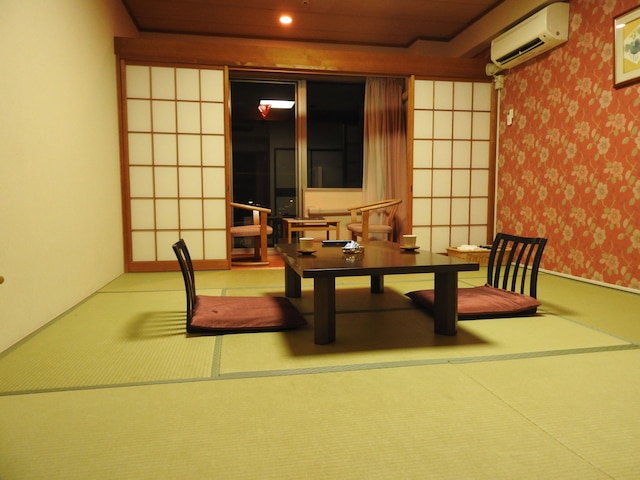 石和温泉　甲斐リゾートホテル（ＢＢＨホテルグループ）