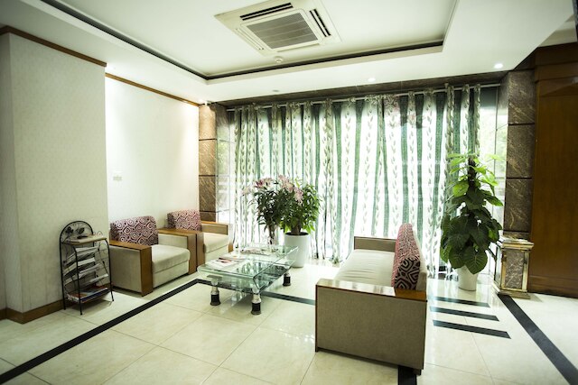 ニュー ロータス ホテル