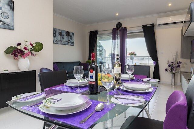 ラグジュアリー 2 ベッド アパートメント