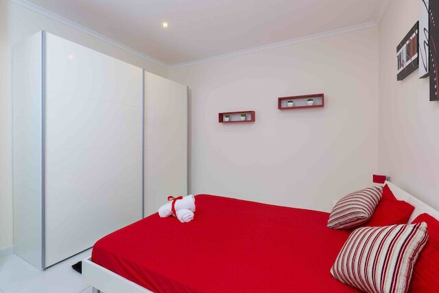 ラグジュアリー 2 ベッド アパートメント