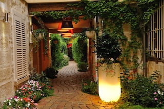 レ パティオ ドゥ マレー