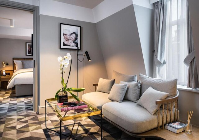 ビクトリー ハウス レスター スクエア