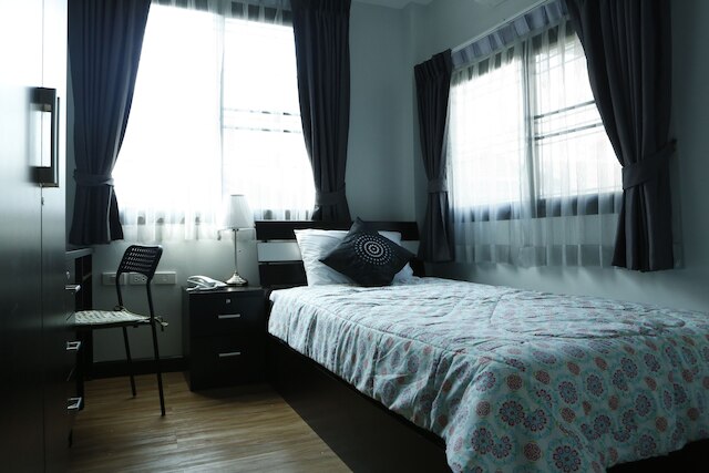 ザ キューブ サトーン ブティック