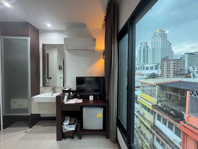 コレクション O ザ バンコク エアポート リンク スイート