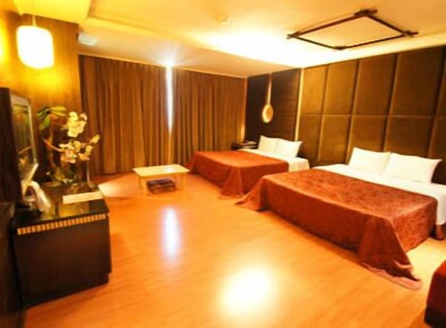 ビバリー ガーデン モーテル (比佛利花園汽車旅館)