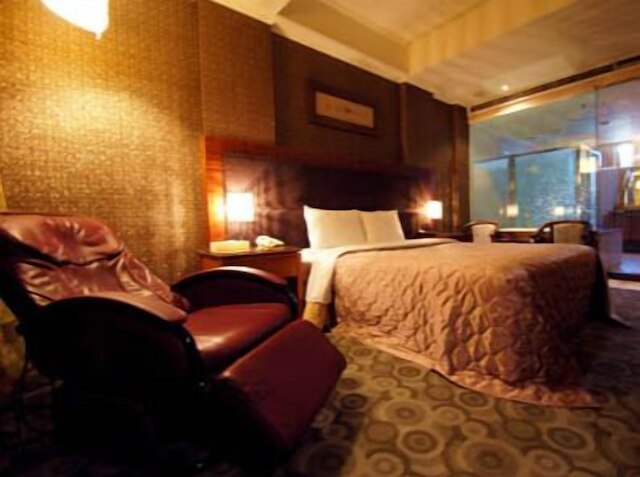 ビバリー ガーデン モーテル (比佛利花園汽車旅館)