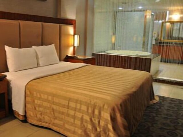 ビバリー ガーデン モーテル (比佛利花園汽車旅館)