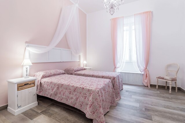 ル ヴィラネル B&B