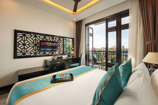 シルク リバー ホイアン ホテル & スパ