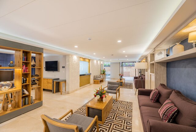 ラマルティネ 619 レジデンシャル