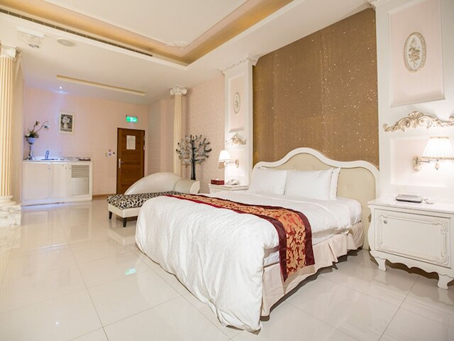 ムーンエリア ビジネス レジャー モーテル (観月商務休閑旅館)