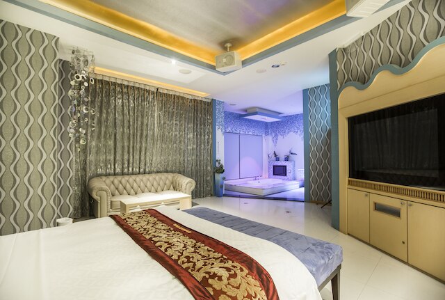 ムーンエリア ビジネス レジャー モーテル (観月商務休閑旅館)