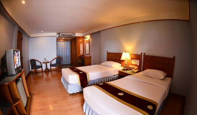 シーロム ヴィレッジ イン