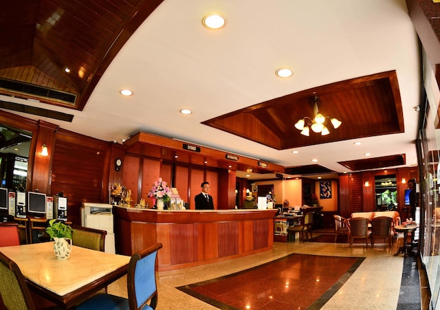 シーロム ヴィレッジ イン