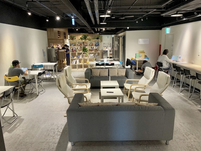 ケイブメン ホステル台北ステーション ブランチ (卡夫人背包客棧)