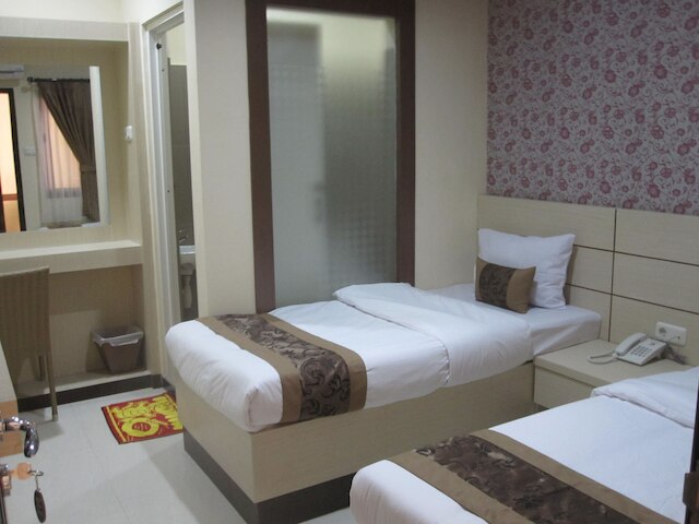 リリー ゲスト ハウス