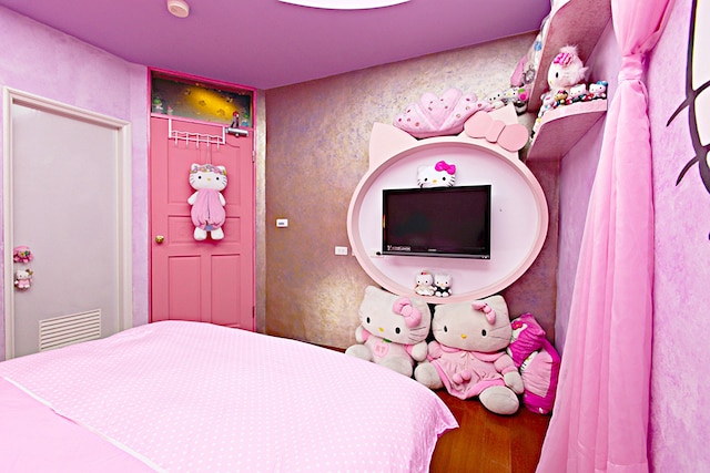 3D サンフラワー エンボスド B&B (太陽花 3D 浮雕民宿)