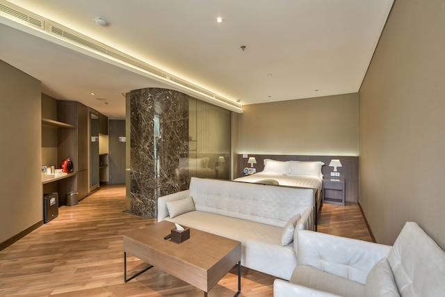 アシュリー ワヒド ハシム ジャカルタ