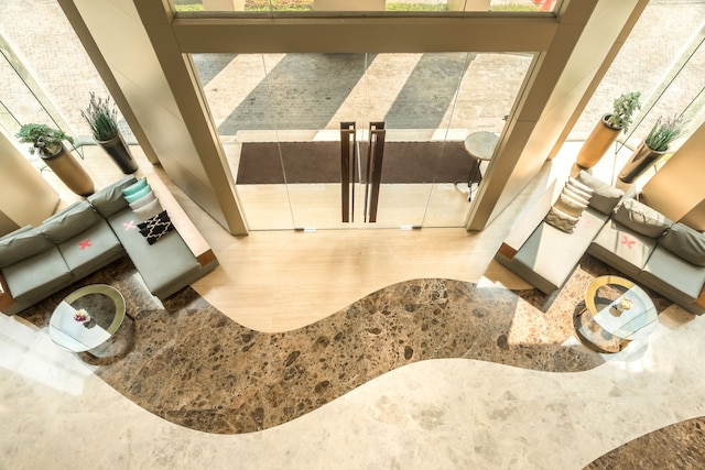 アシュリー ワヒド ハシム ジャカルタ